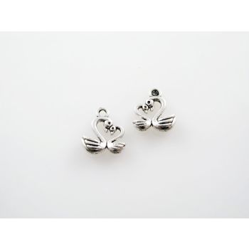 Metalni privezak 15x13mm