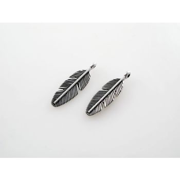 Metalni privezak 29x9mm