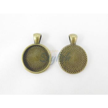 Osnova za medaljon. Boja antik bronza. Dimenzije: 23x31mm, unutrasnja 20mm. (MKOZPM-5M)