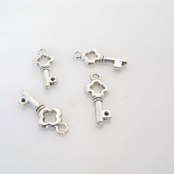 Privezak 22 x 9 mm,- boja antik srebro  ( MKPRIV122AS )