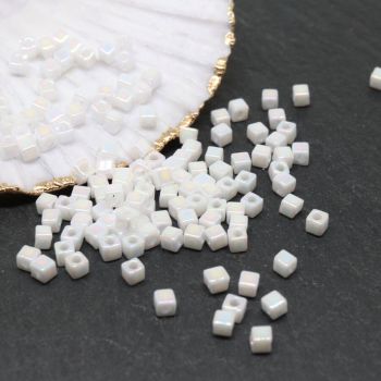 MIYUKI Square , Japanske staklene perle sa 2 rupe (MSQ01006)