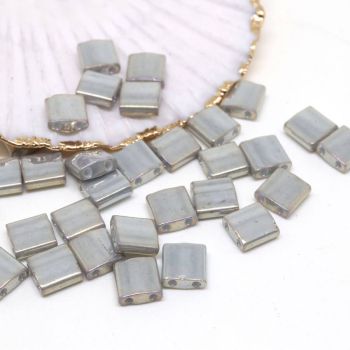 MIYUKI Tila , Japanske staklene perle sa 2 rupe (MT0402)