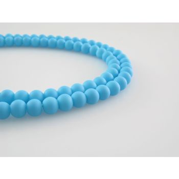 Staklene gumirane perle 6 mm, rupa oko 1mm. Niz sadrži oko 135 perli. SP-GUM116