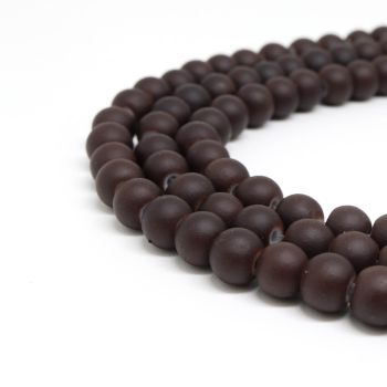 Staklene gumirane perle  6 mm, rupa oko 1mm. Niz sadrži oko 135 perli.( SPGUM156)